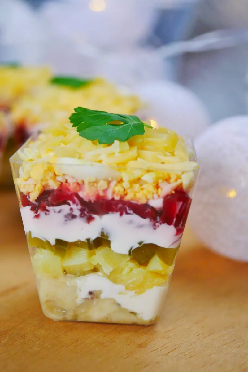 Śledzik pod pierzynką