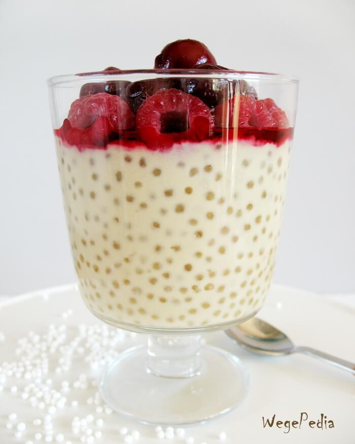 Tapioka z galaretką i malinkami