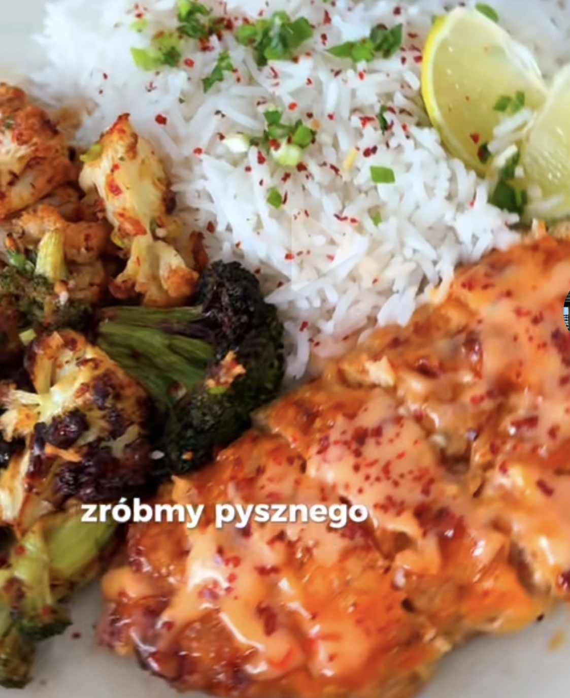 Filet z kurczaka z air fryera z ryżem